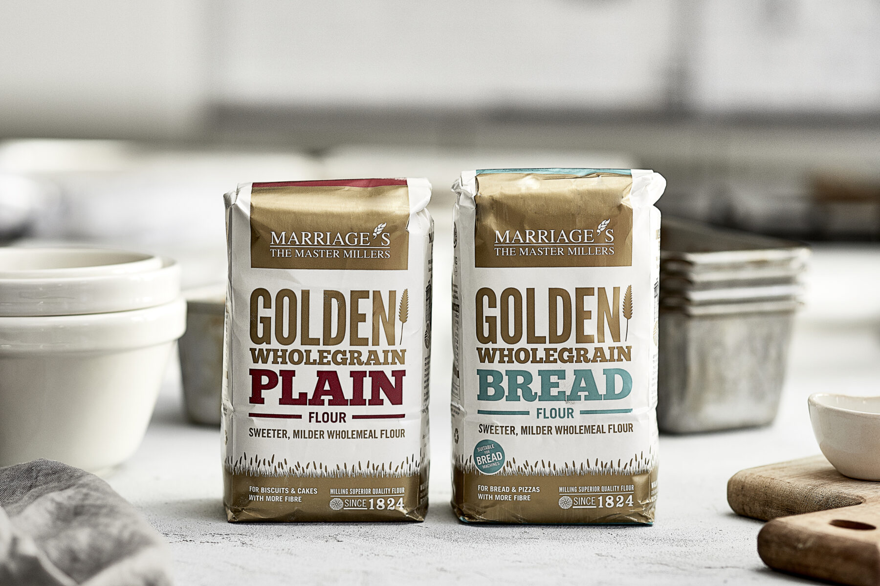 Image of two bags of Marriage's golden flour in gold and white bags